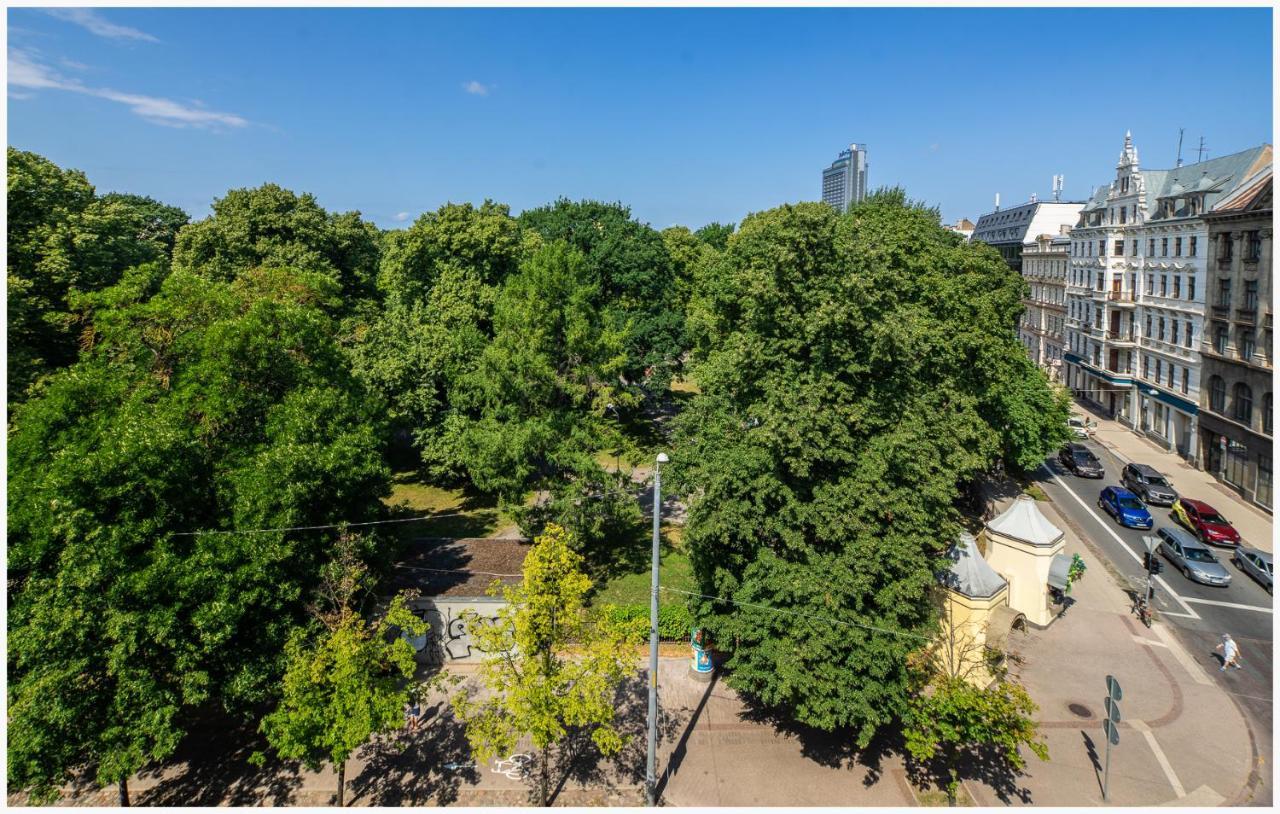 Park View Library Апартаменты *